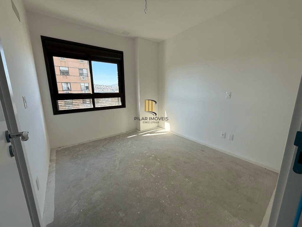 Apartamento 3 dormitórios no bairro Menino Deus