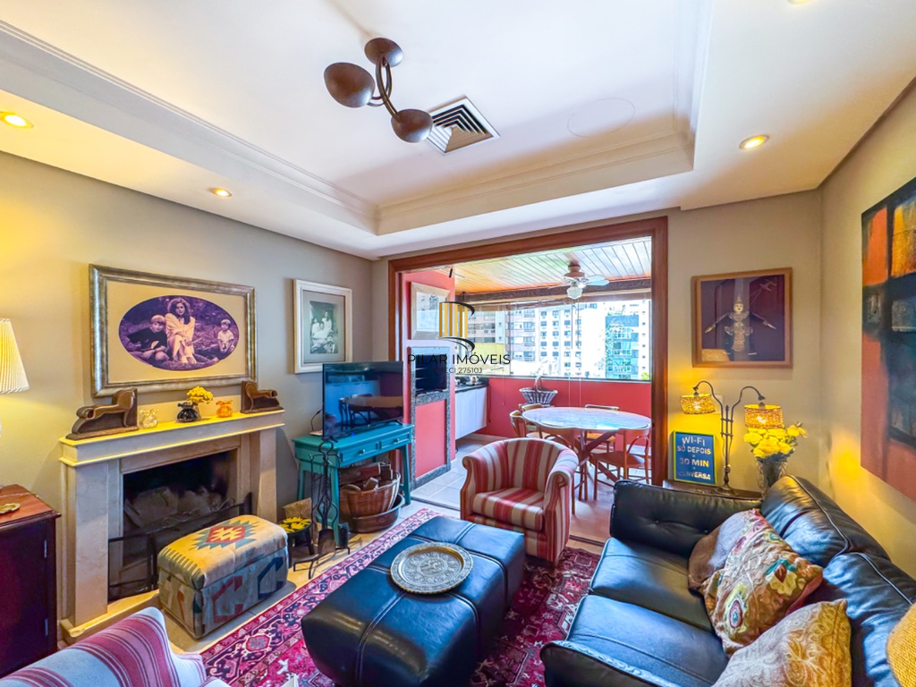 Apartamento 4 dormitórios no bairro Bela Vista