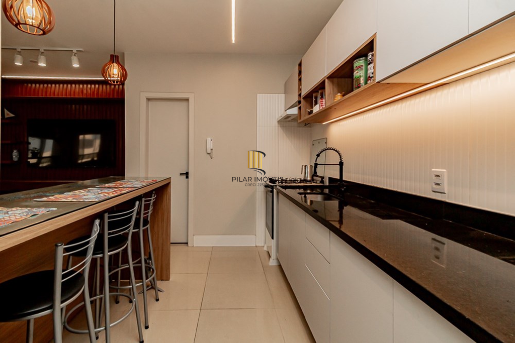 Cobertura 3 dormitórios no bairro Sarandi