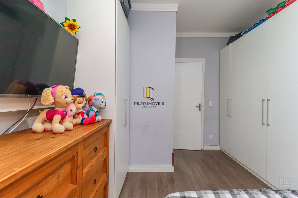 Casa 2 dormitórios no bairro Hípica