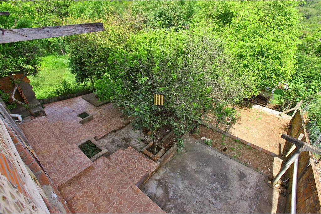 Casa 3 dormitórios no bairro Tarumã