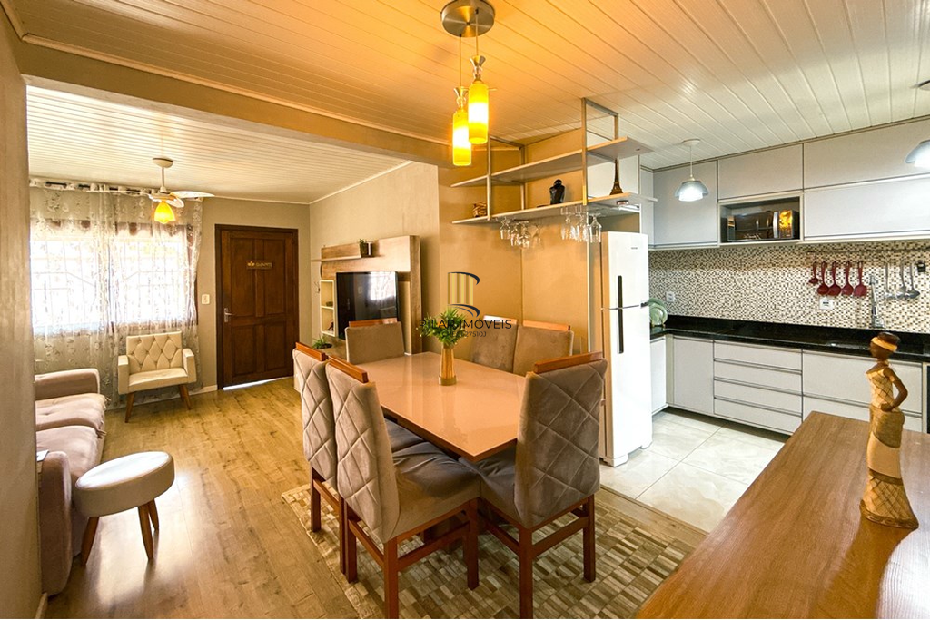 Casa 2 dormitórios no bairro São José