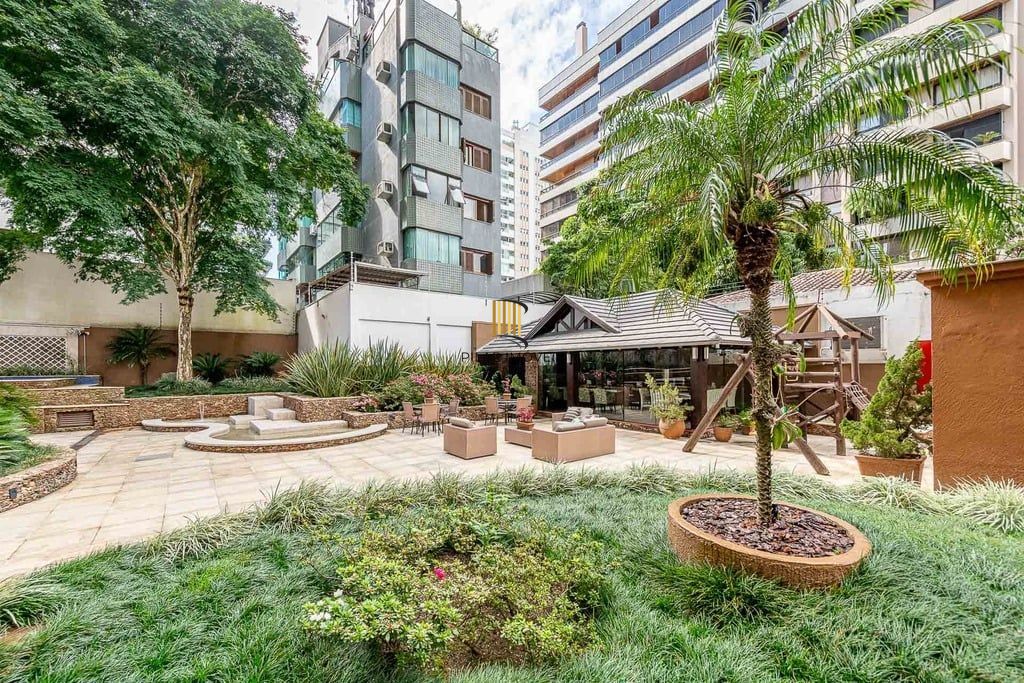 Apartamento 4 dormitórios no bairro Bela Vista