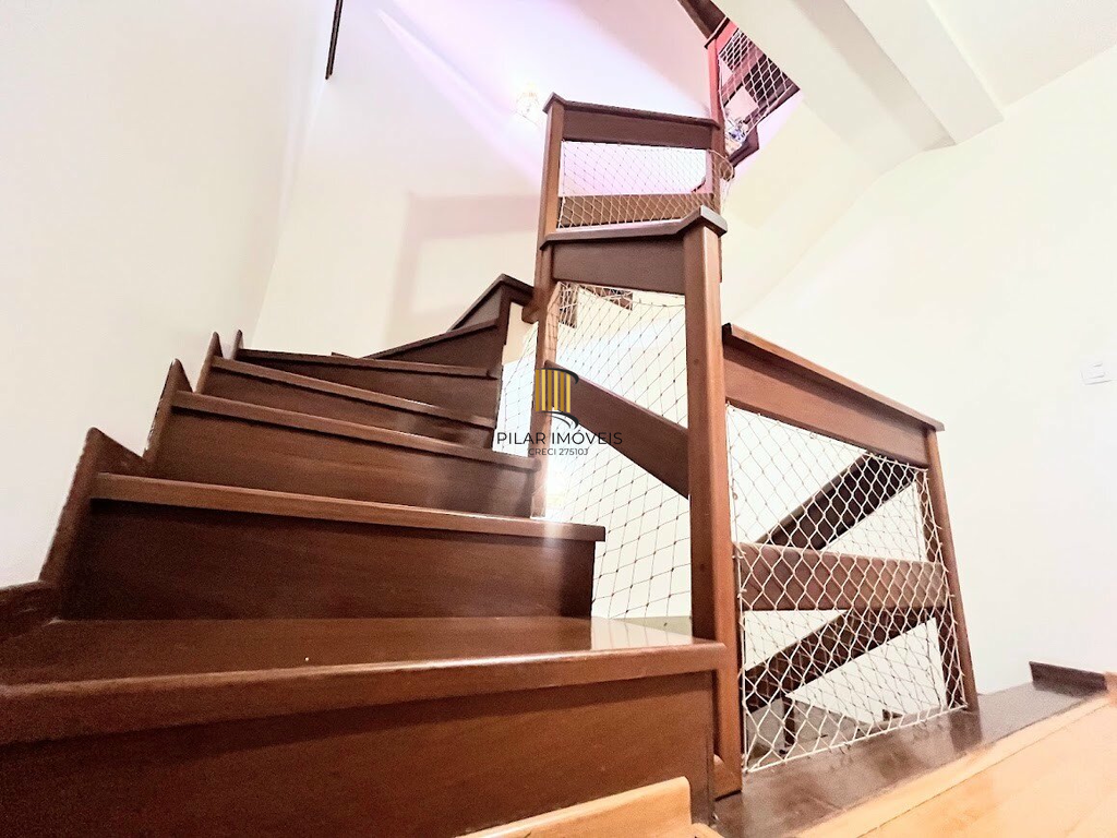 Casa 3 dormitórios no bairro Espírito Santo