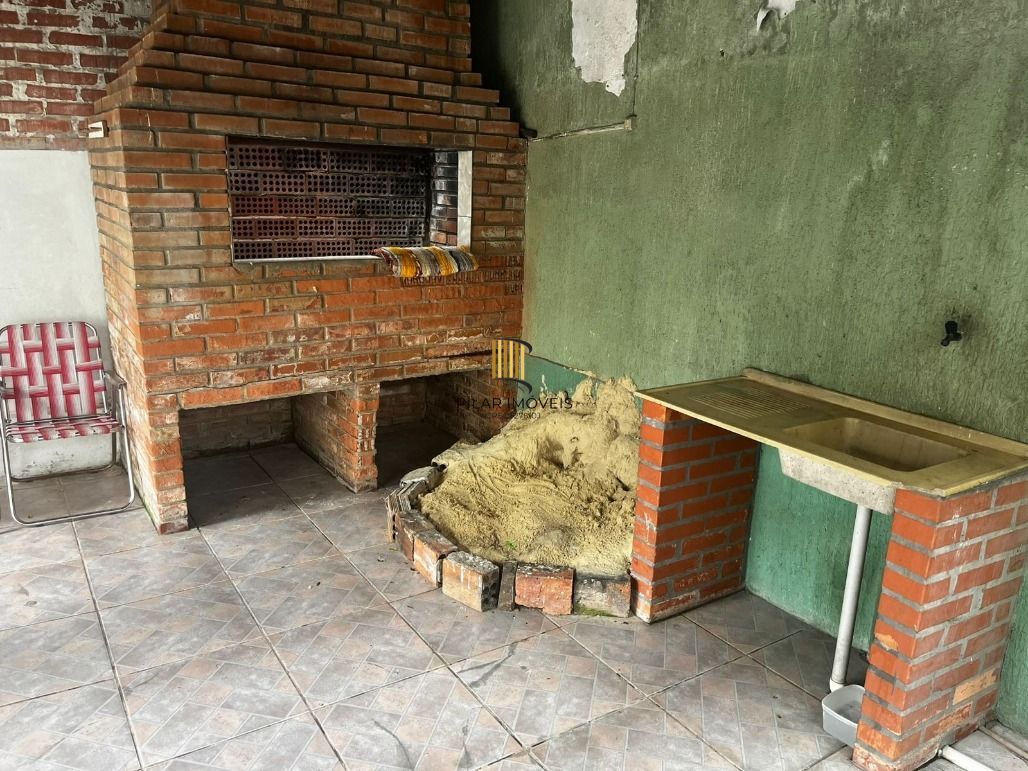01 dormitório, 42 m² de frente no Passo da Areia