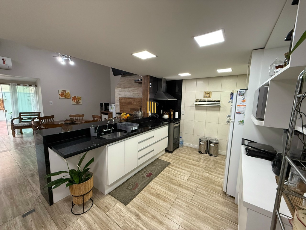 Casa de Condomínio 3 dormitórios no bairro Sarandi