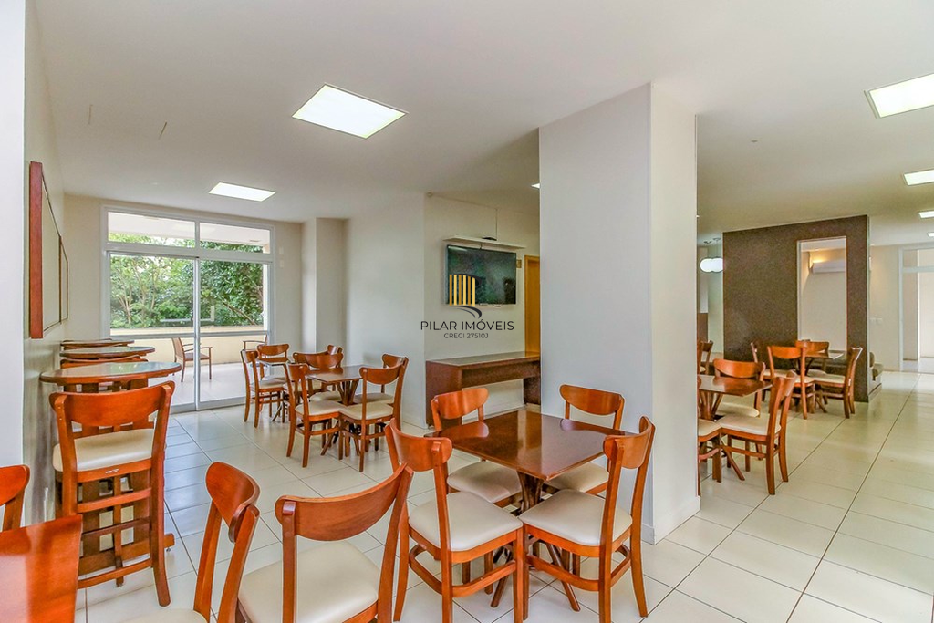 Apartamento 2 dormitórios no bairro Passo da Areia