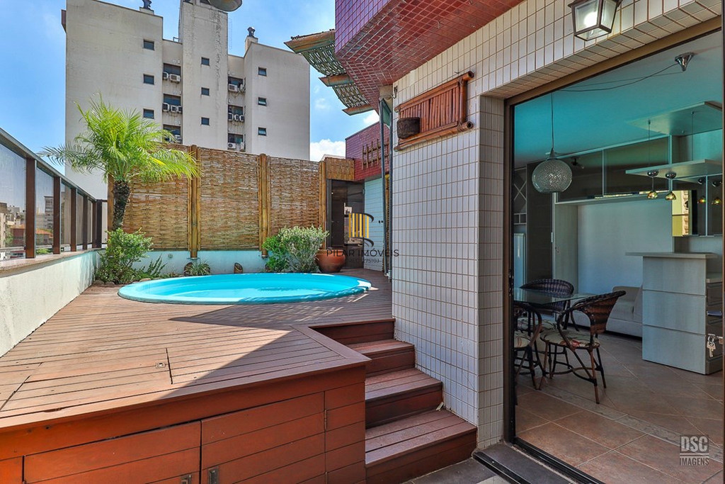 Cobertura 3 dormitórios no bairro Petrópolis