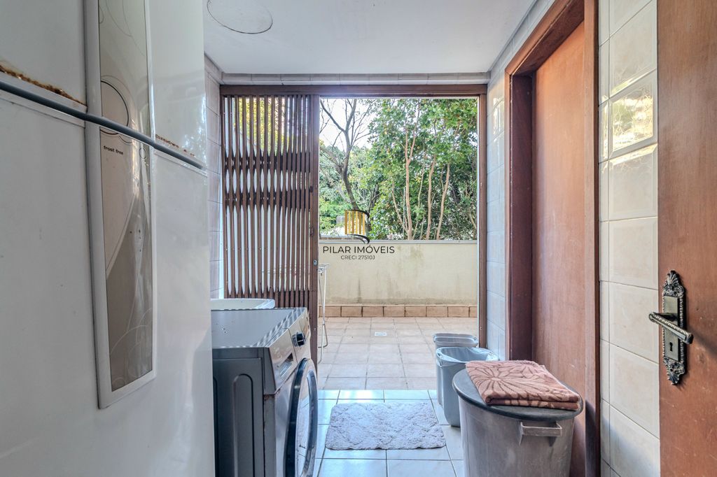 Apartamento 3 dormitórios no bairro Centro