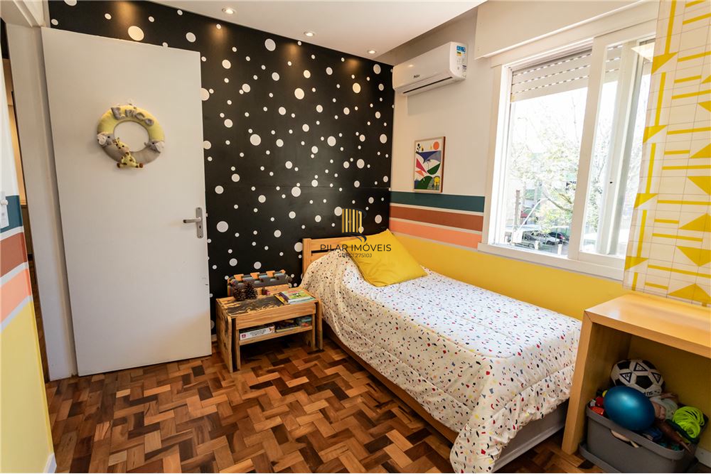 Apartamento 2 dormitórios no bairro Humaitá