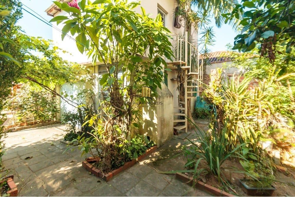 Casa 3 dormitórios no bairro Santa Maria Goretti