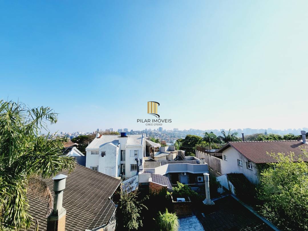 Casa 4 dormitórios no bairro Chácara das Pedras