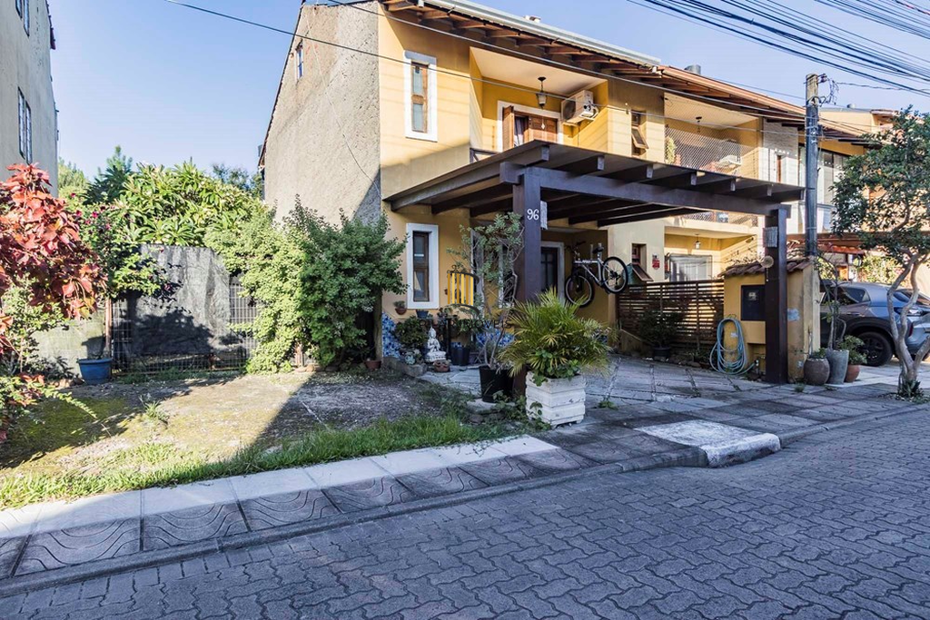 Casa de Condomínio 2 dormitórios no bairro Hípica - Pilar Imóveis