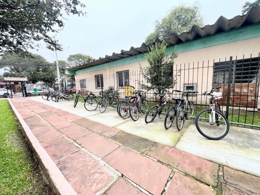 Apartamento 2 dormitórios no bairro Cavalhada