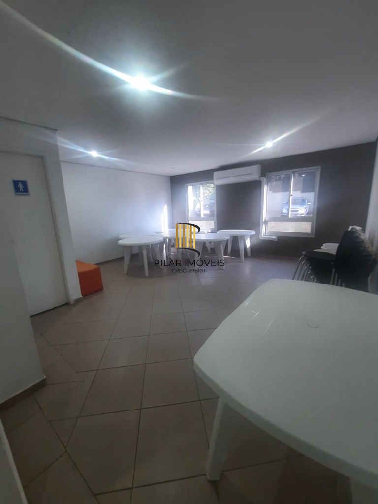 Apartamento 2 dormitórios no bairro Glória