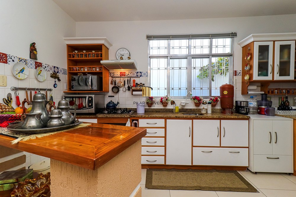 Casa 4 dormitórios no bairro Passo da Areia