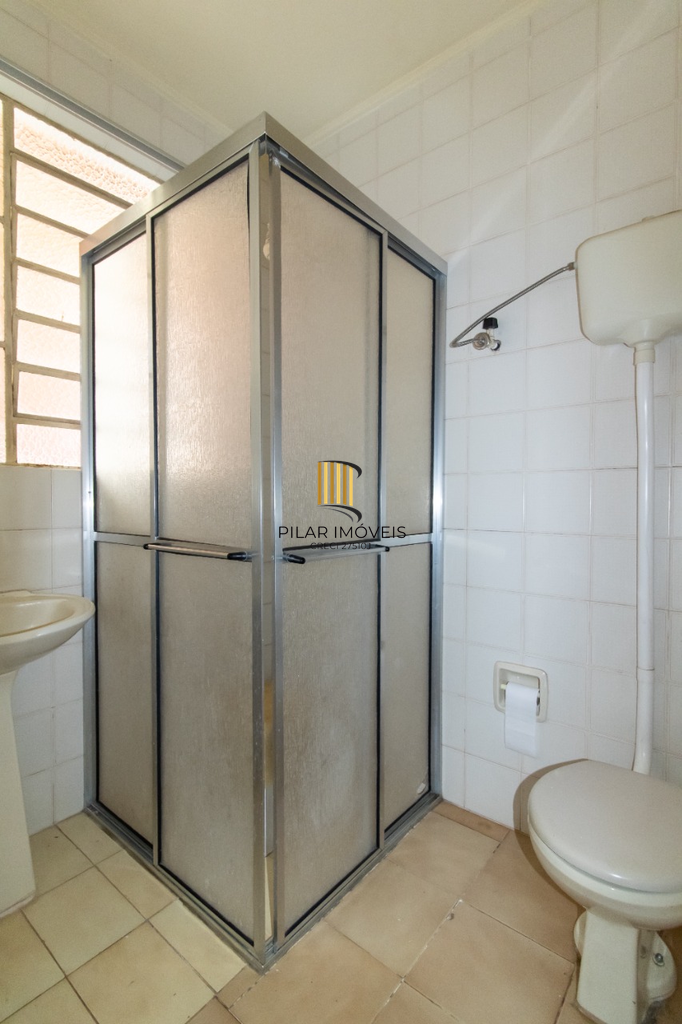Casa 5 dormitórios no bairro Partenon