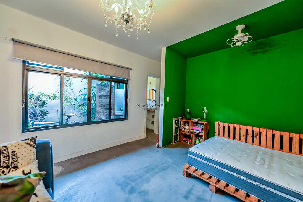 Casa 3 dormitórios no bairro Nonoai