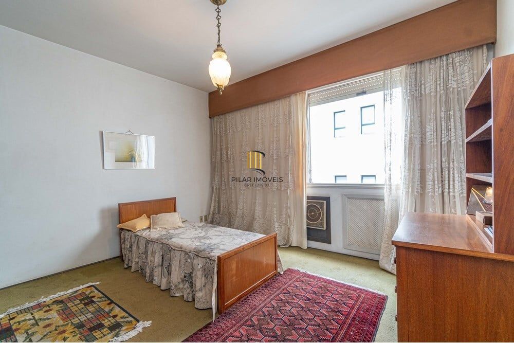 Apartamento 4 dormitórios no bairro Auxiliadora