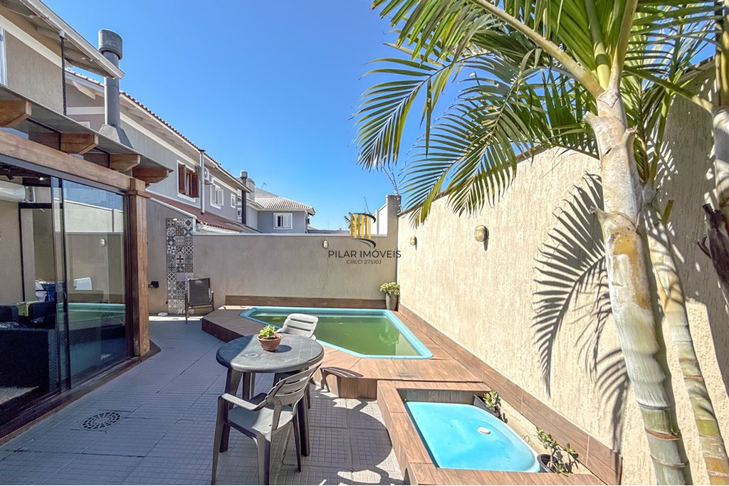 Casa 3 dormitórios no bairro Harmonia