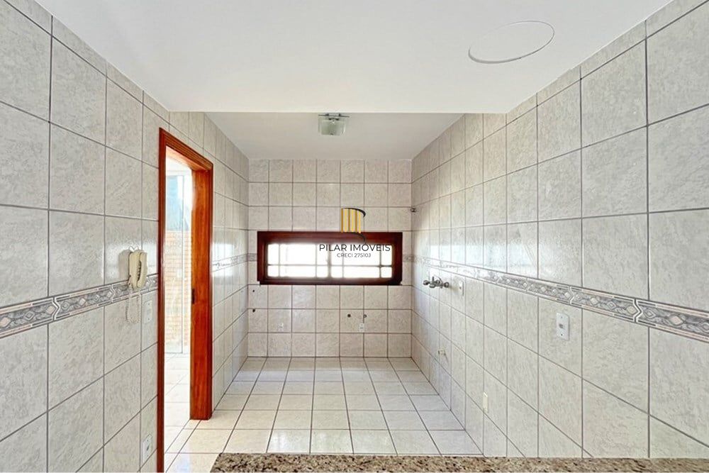 Casa de Condomínio 3 dormitórios no bairro Espírito Santo