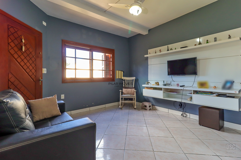 Casa 3 dormitórios no bairro Nonoai