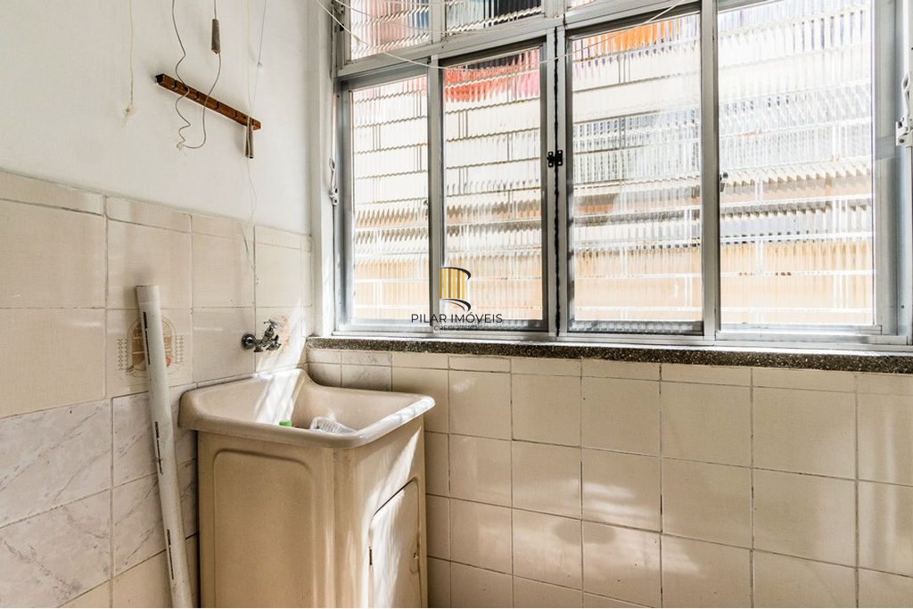 Apartamento 2 dormitórios no bairro São Sebastião