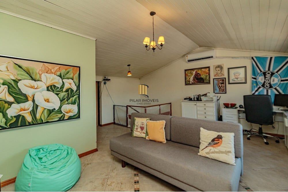 Casa 3 dormitórios no bairro Chácara das Pedras