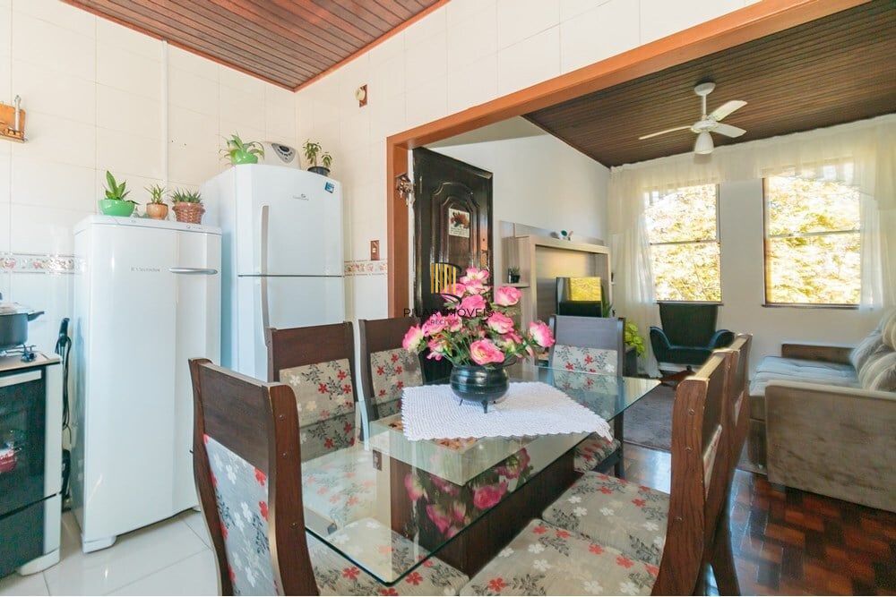 Apartamento 2 dormitórios no bairro Passo da Areia