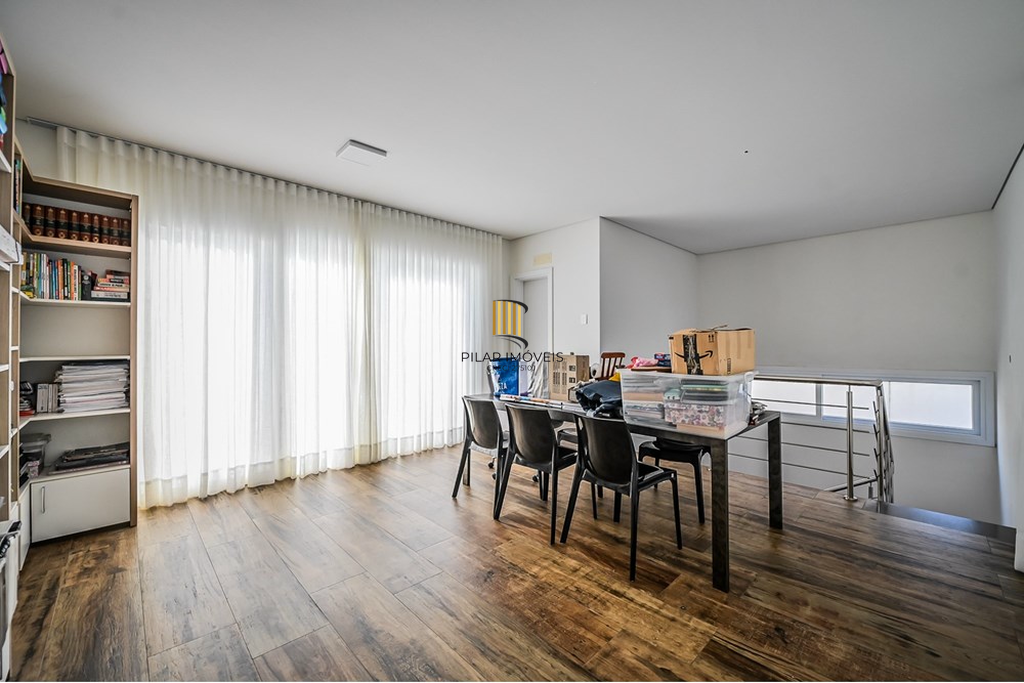 Casa de Condomínio 3 dormitórios no bairro Pedra Redonda