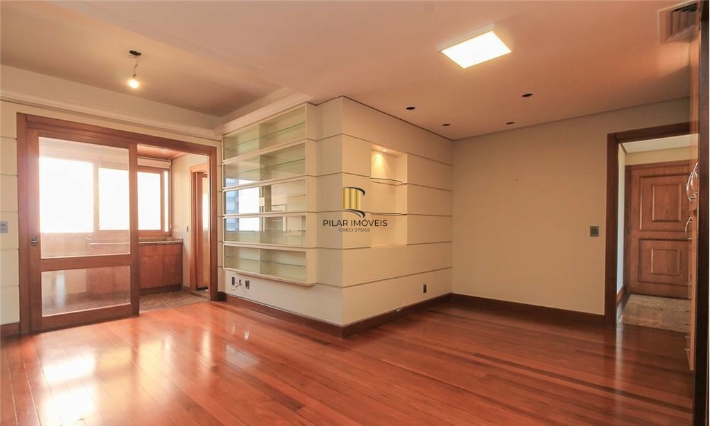 Apartamento 4 dormitórios no bairro Bela Vista