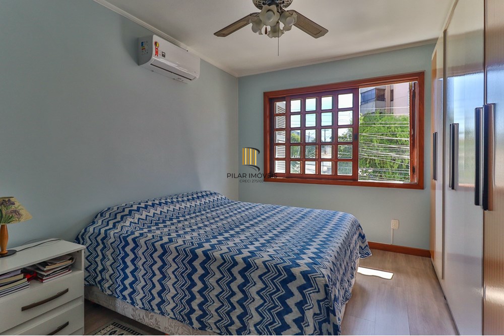 Casa 5 dormitórios no bairro Jardim Lindóia