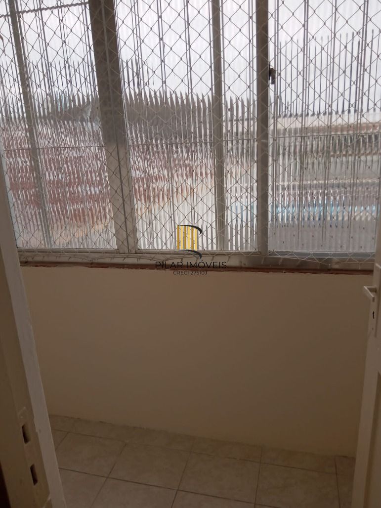 Vende 01 dormitório no Jardim São Pedro