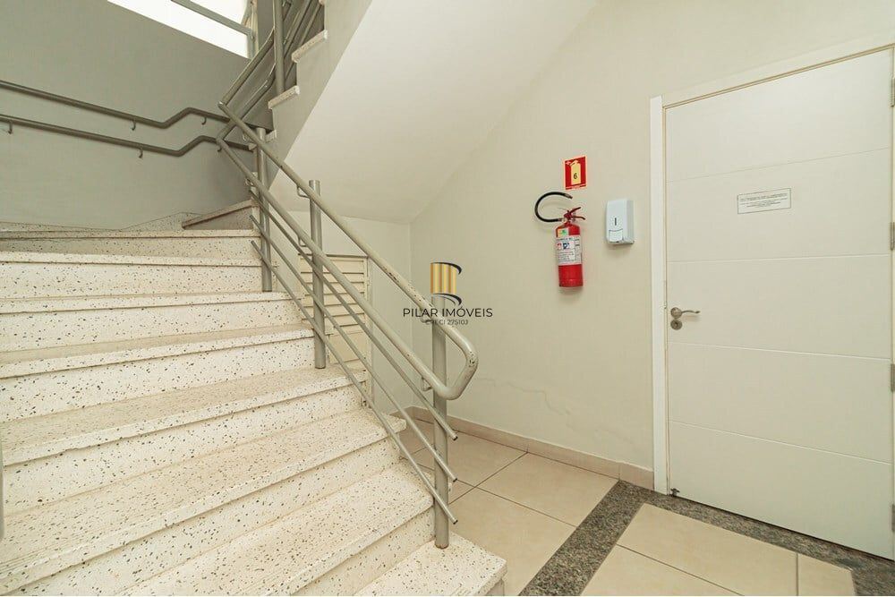 Apartamento 2 dormitórios no bairro Santana