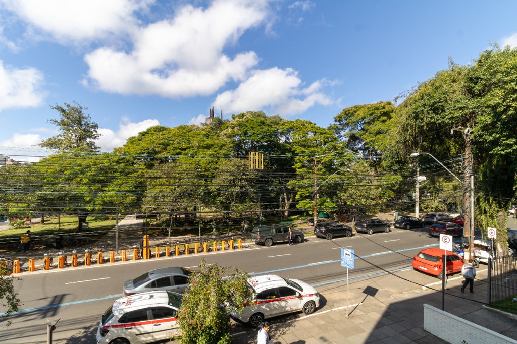 Apartamento Garden 3 dormitórios no bairro Moinhos de Vento