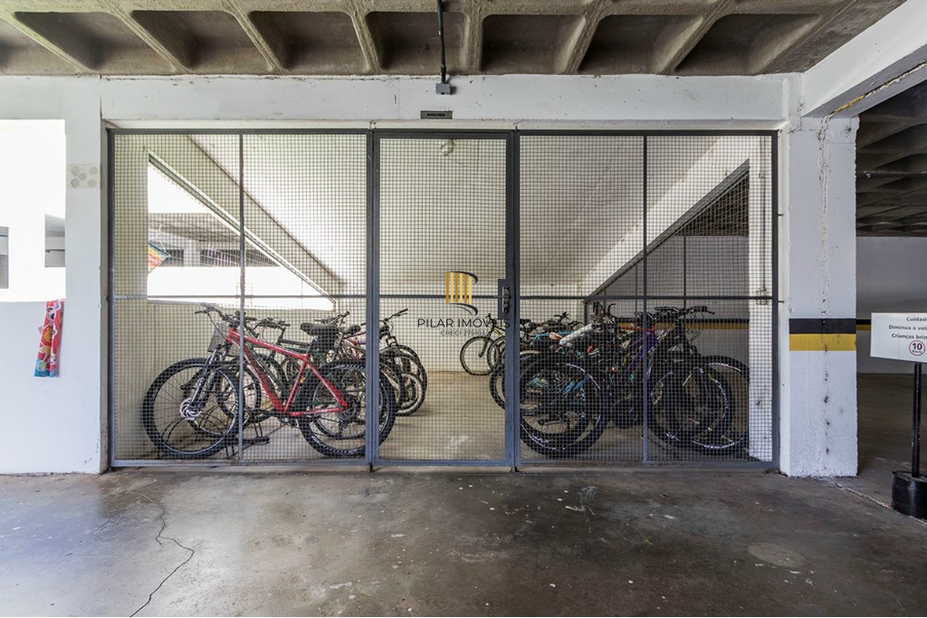 Apartamento 2 dormitórios no bairro Chácara das Pedras