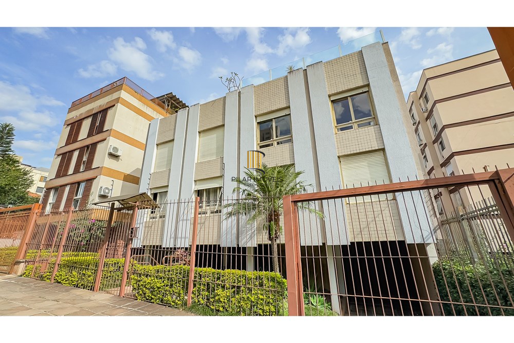 Cobertura 3 dormitórios no bairro Petrópolis