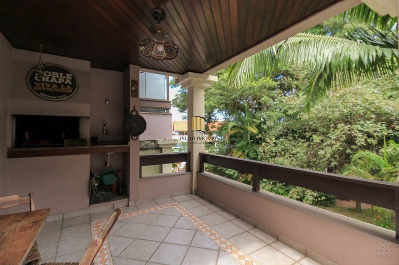 Apartamento 4 dormitórios no bairro Cavalhada
