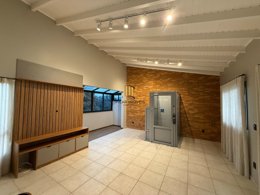 Cobertura 3 dormitórios no bairro Petrópolis