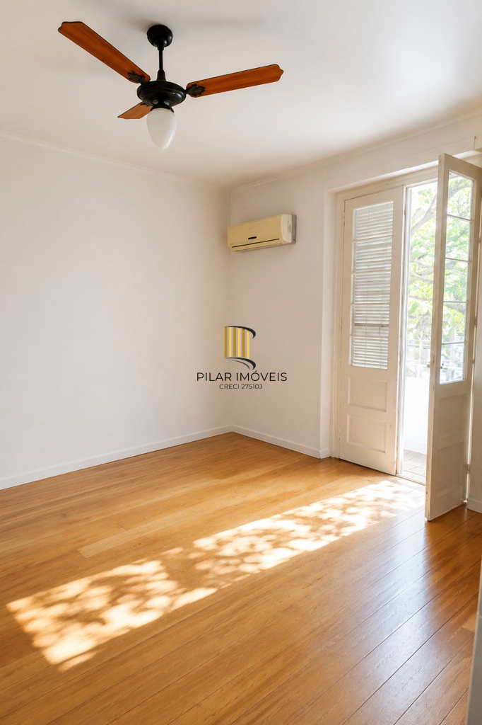 Casa 3 dormitórios no bairro Auxiliadora