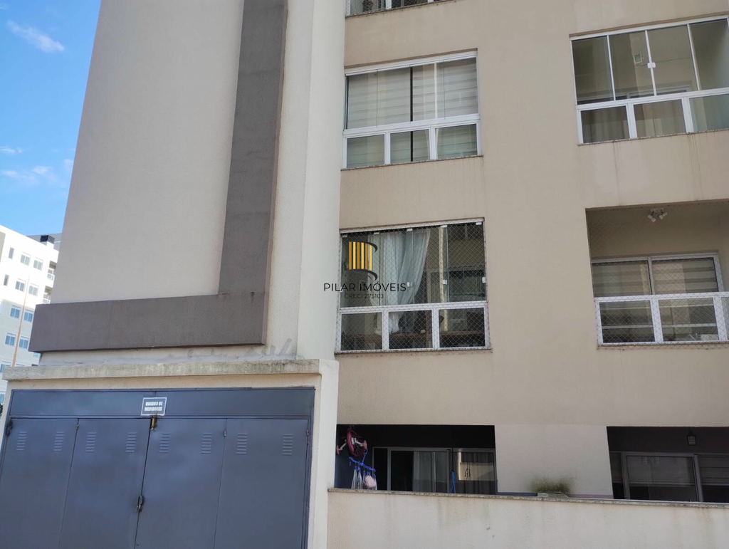 Apartamento 2 dormitórios no bairro São Sebastião