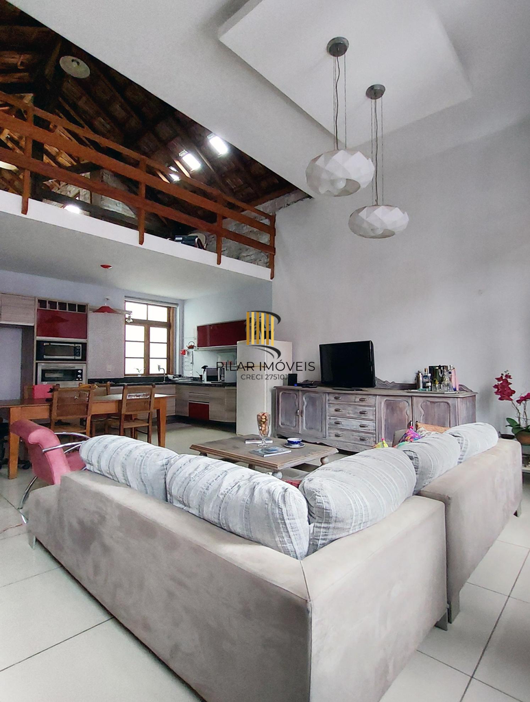 Casa 3 dormitórios no bairro Floresta - Pilar Imóveis