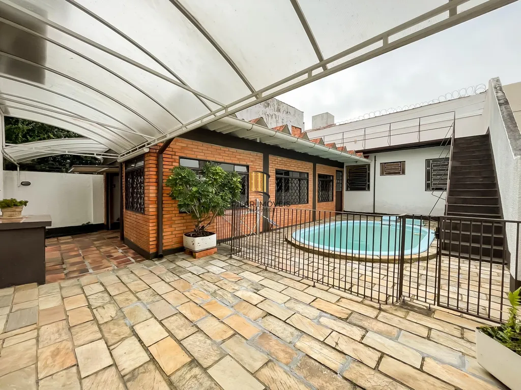 Casa 3 dormitórios no bairro Nonoai