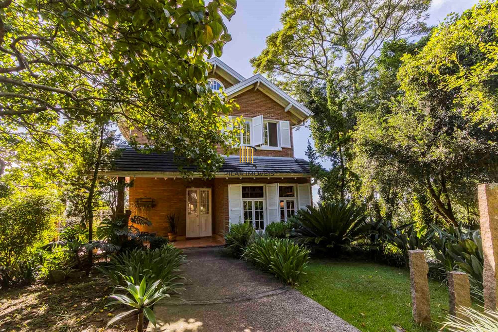 Casa 4 dormitórios no bairro Belém Novo