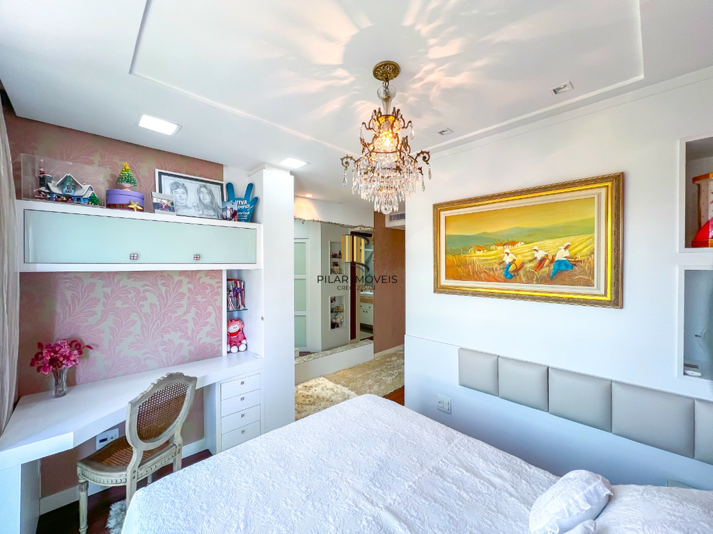 Apartamento 4 dormitórios no bairro Bela Vista