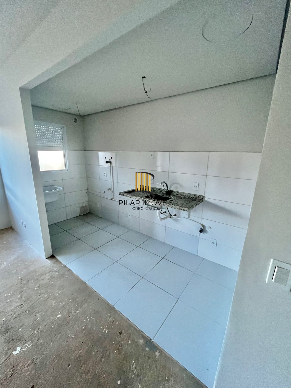 Apto 02 dorm com vaga, térreo, Pq Santa Fé, 50 m², aceita financiamento e FGTS