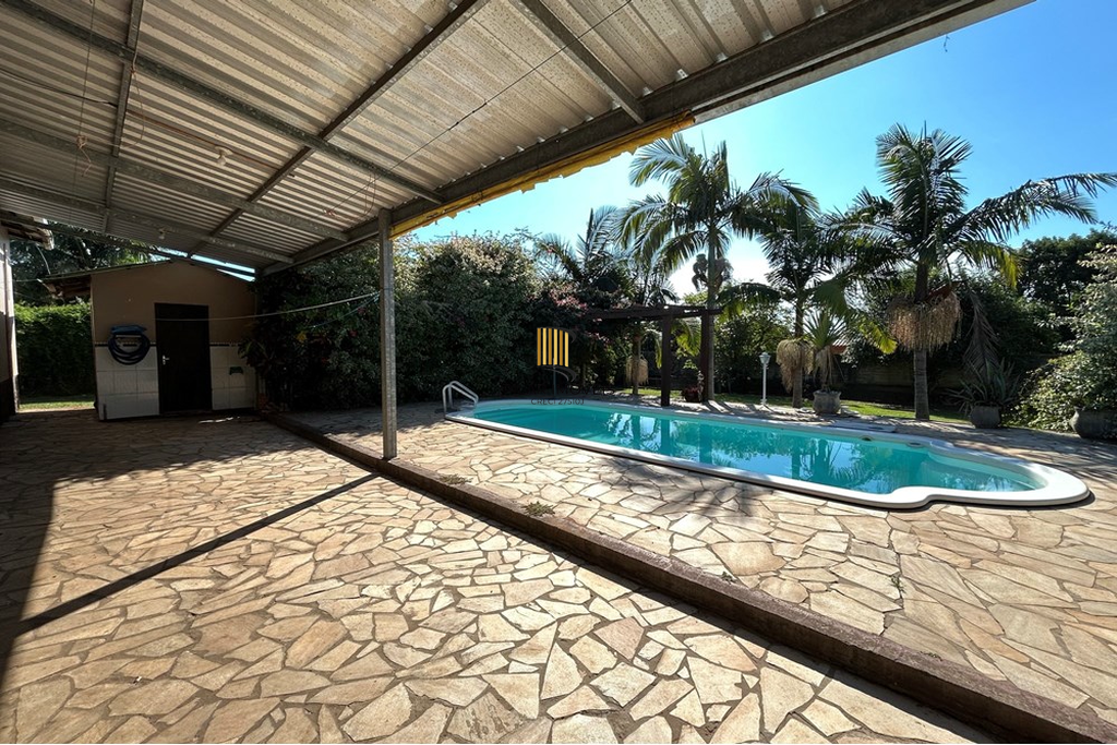 Casa 3 dormitórios no bairro Centro