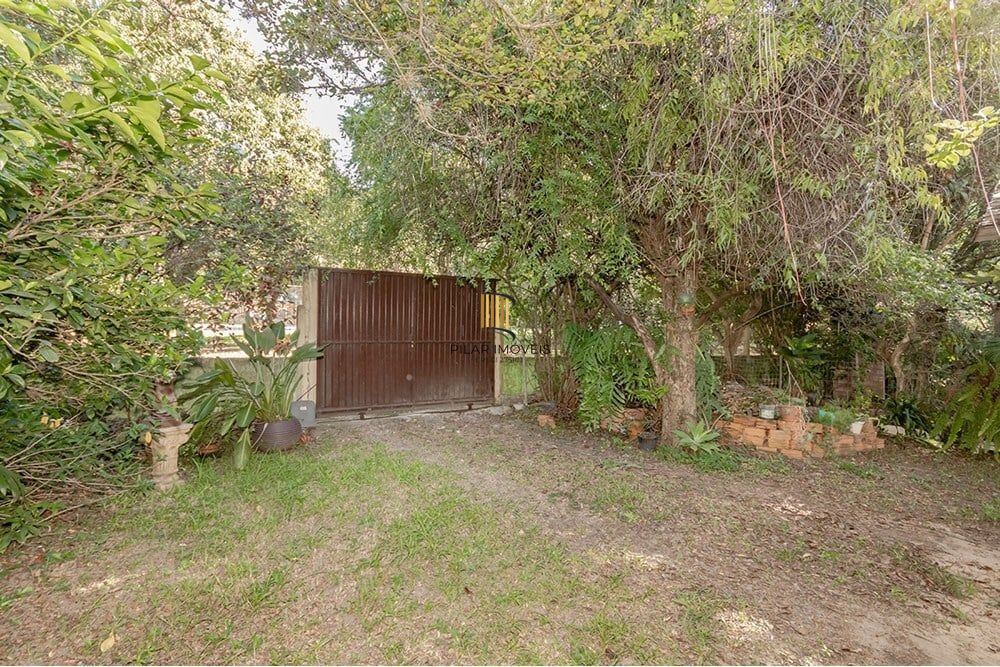 Casa 4 dormitórios no bairro Espírito Santo