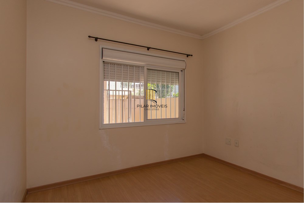 Casa 5 dormitórios no bairro Vila Ipiranga