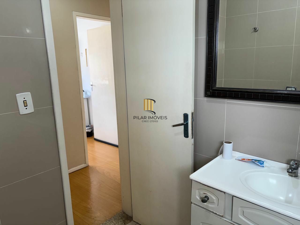 Apartamento 2 dormitórios no bairro Glória